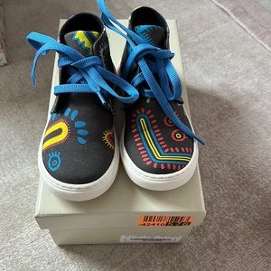 Stella McCartney boys sneakers size 25